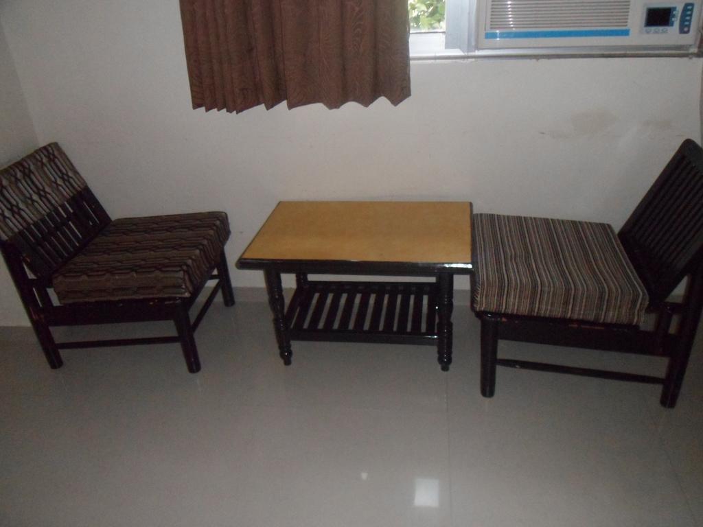 Hotel Dudawat Ahmedabad Room photo